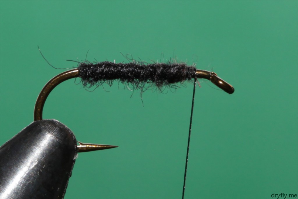 2013.05.dryfly.me.dubbing_hends_superfine_on_hook