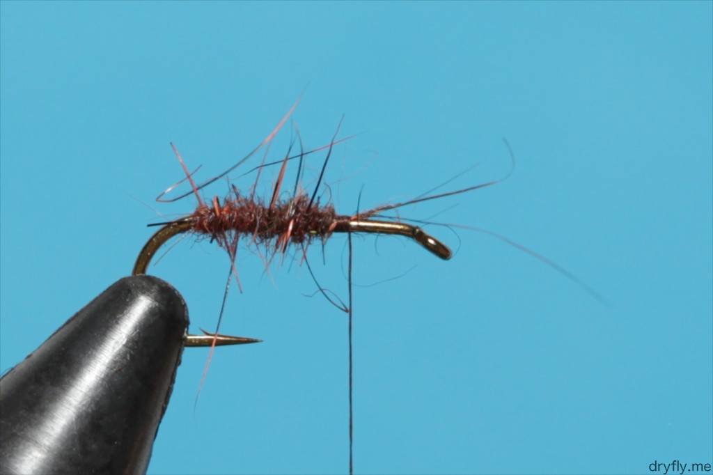 2013.05.dryfly.me.wapsi_nymph_hook_on