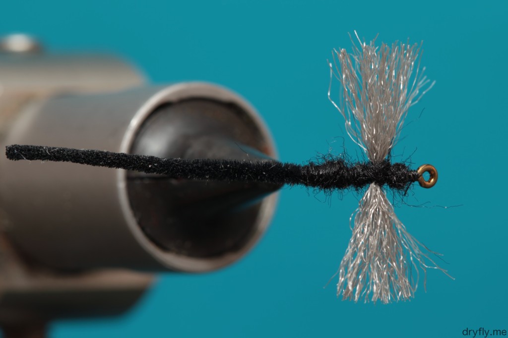 2013.08.dryfly.me.tail_profile_3