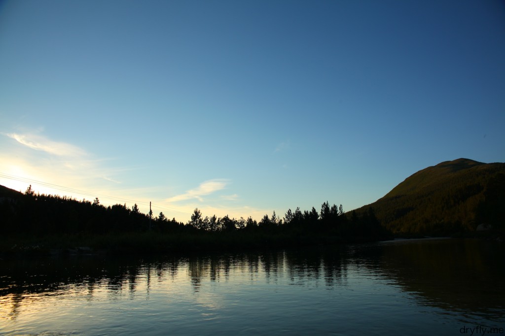 dryfly.me.2013.08.sunset_by_river