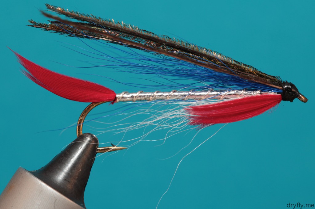 dryfly.me.2013.10.12.streamer_red_silver