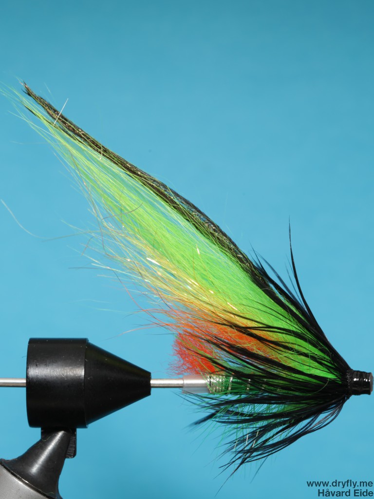 dryfly.me.2013.12.09.green_orange_tag2