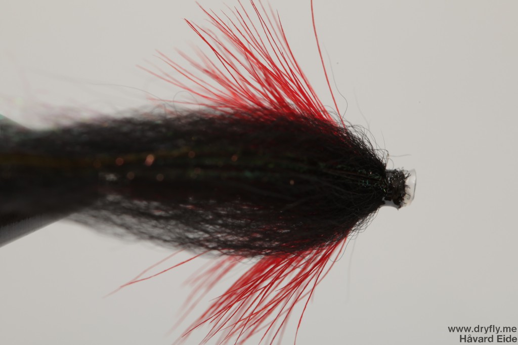 dryfly.me.2013.12.21.tube_red_black_top