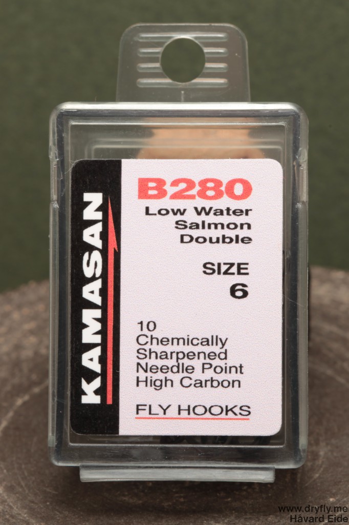 dryfly.me.2014.01.18.double_salmon_hook