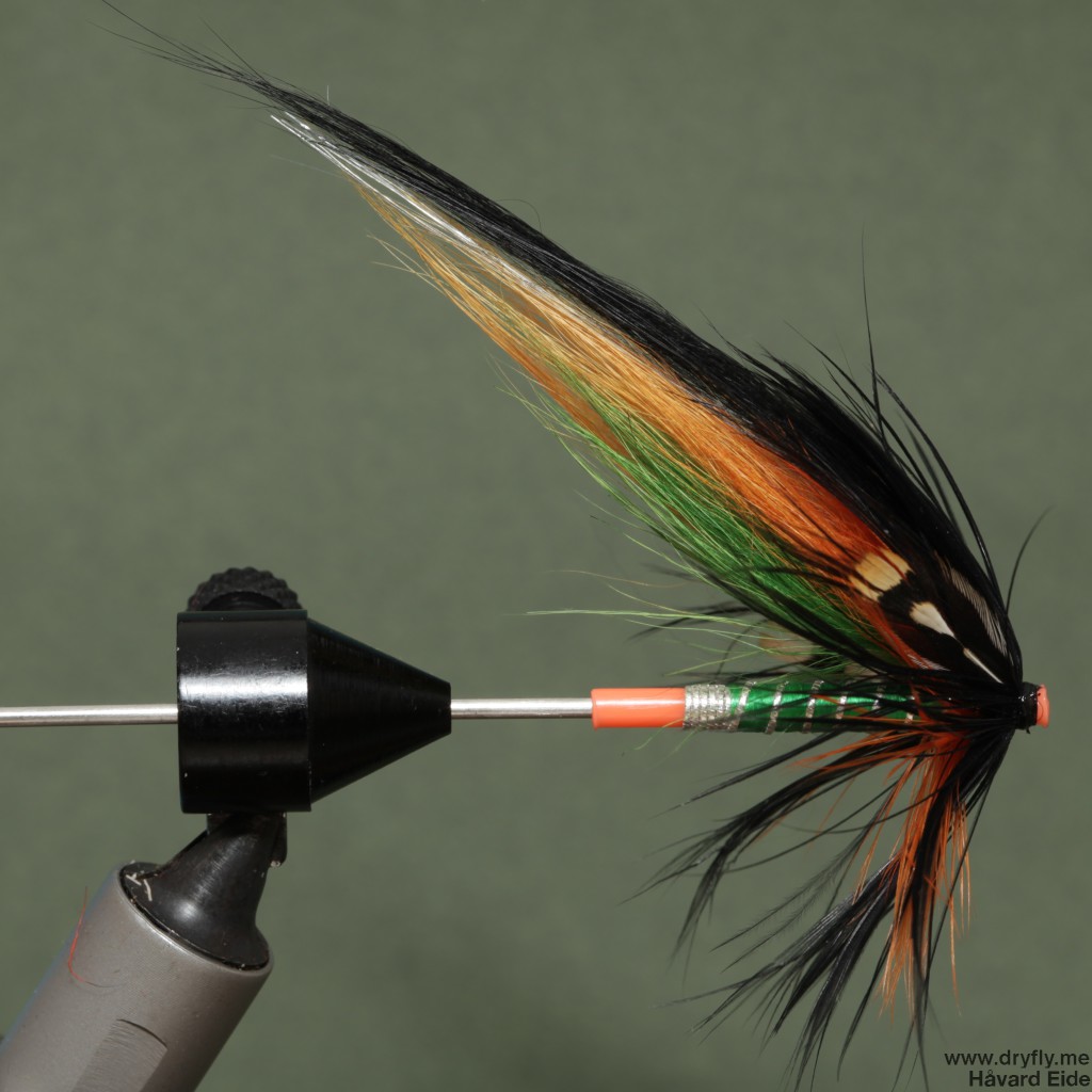 dryfly.me.2014.03.05.tube_green_orange