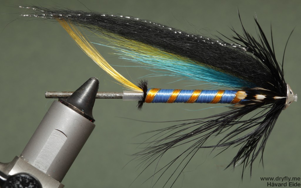 dryfly.me.2014.04.25.tube_blue_yellow